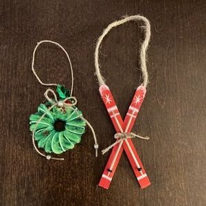 ⭐️Free with bundle⭐️ Hand crafted Skis & Wreath Ornament bundle